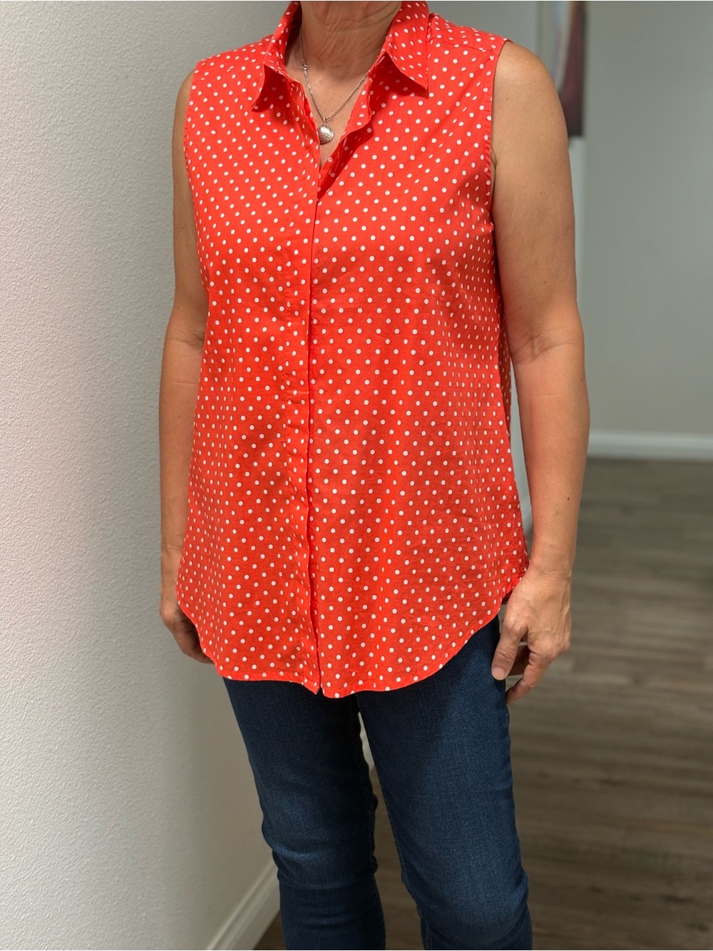 Liz Claiborne Red Sleeveless Polka Dot Button-Down Top